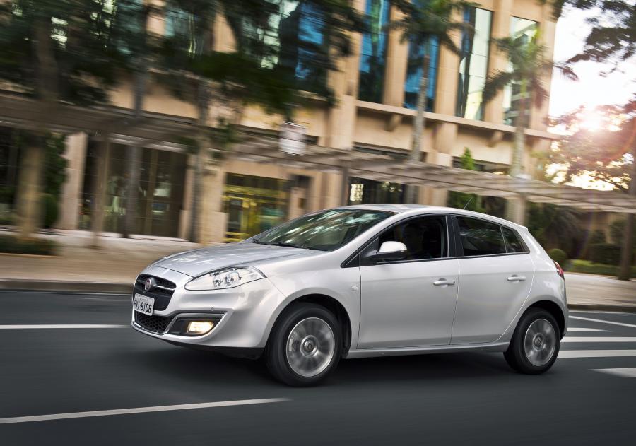  Fiat Bravo Essence 2015 года  (фото 10 из 13)